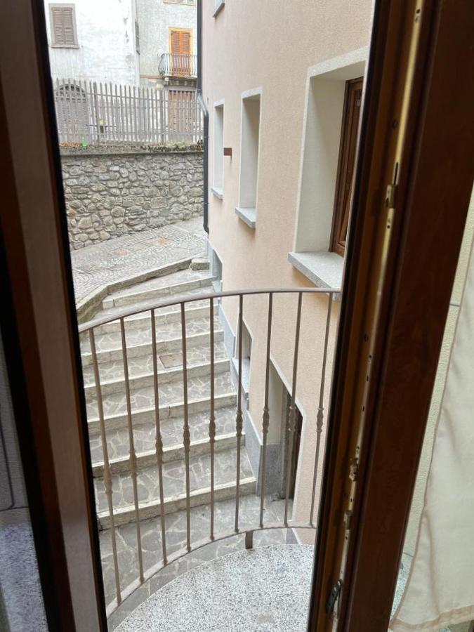 El Rocol Aparthotel Vezza d'Oglio Exterior photo